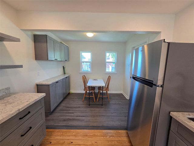 914 Avenue K, Galveston, TX 77550