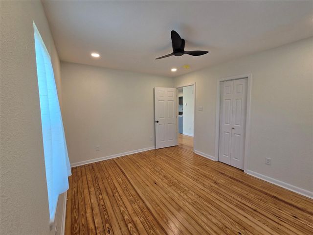 914 Avenue K, Galveston, TX 77550