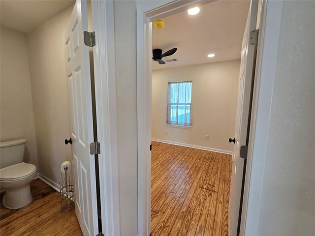 914 Avenue K, Galveston, TX 77550