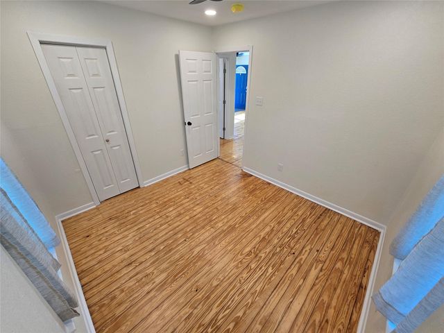 914 Avenue K, Galveston, TX 77550