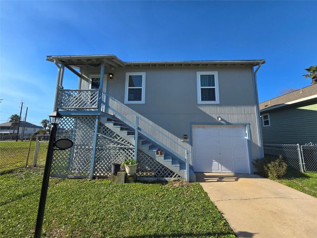 914 Avenue K, Galveston, TX 77550