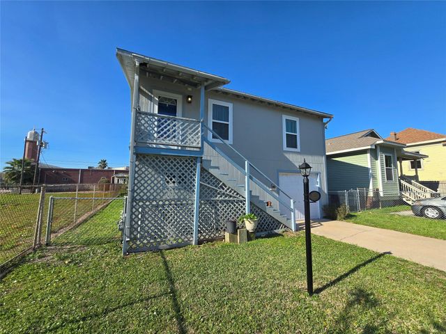 914 Avenue K, Galveston, TX 77550