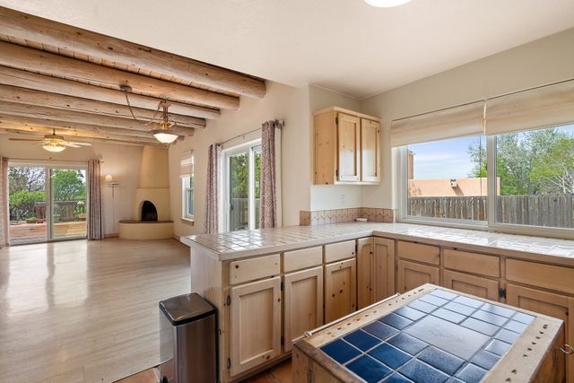 3218 Nizhoni Drive, Santa Fe, NM 87507