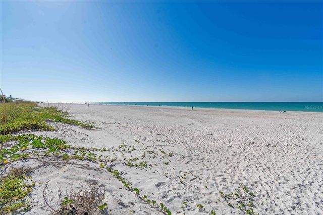 35 79TH TERRACE, Treasure Island, FL 33706