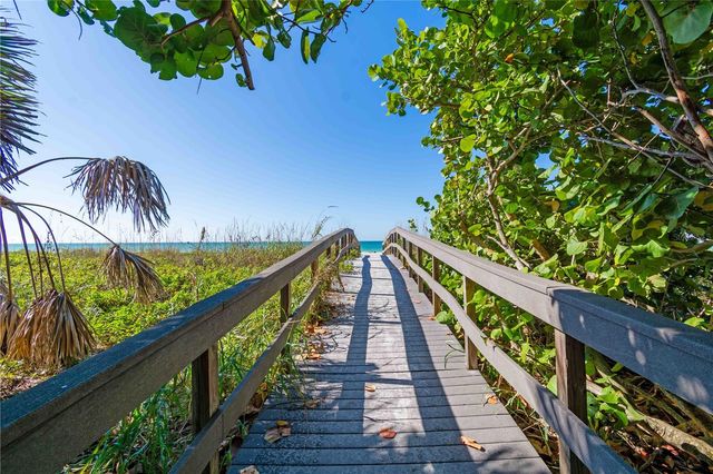 35 79TH TERRACE, Treasure Island, FL 33706