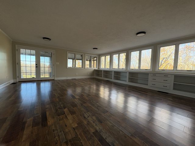 298 Leonard Jackson Rd, Waynesboro, TN 38485