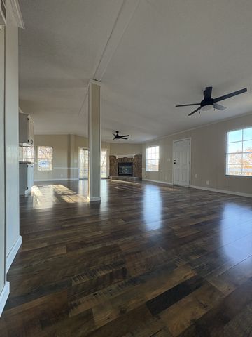 298 Leonard Jackson Rd, Waynesboro, TN 38485