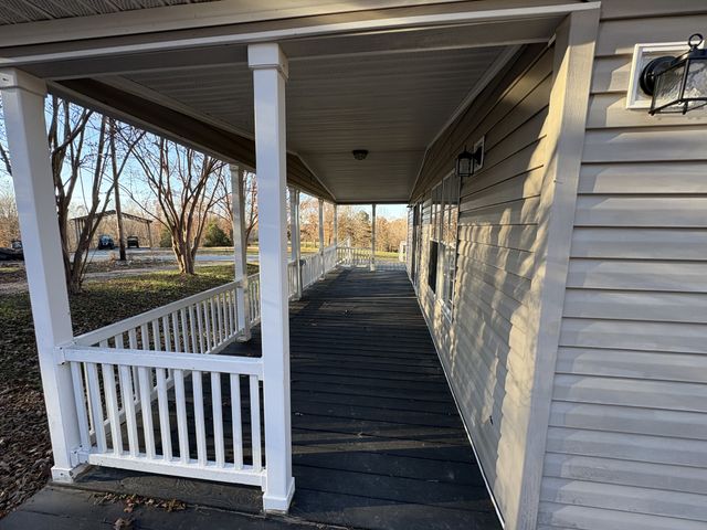 298 Leonard Jackson Rd, Waynesboro, TN 38485