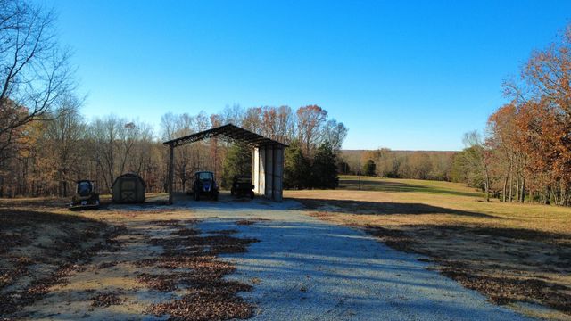 298 Leonard Jackson Rd, Waynesboro, TN 38485