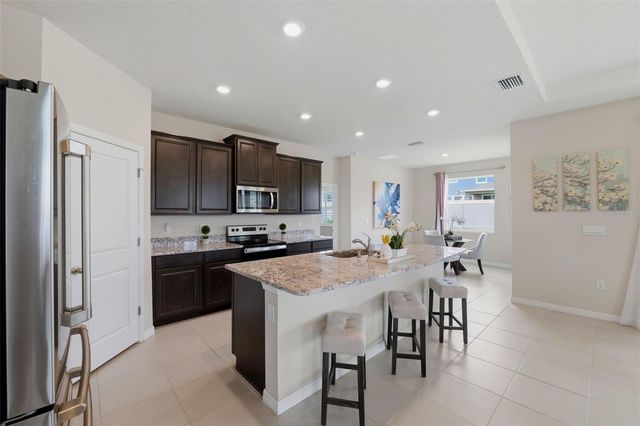 32337 CONCHSHELL SAIL STREET, Wesley Chapel, FL 33545