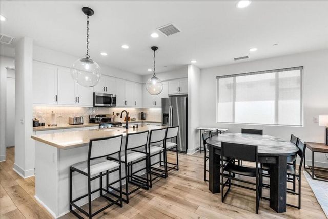 80411 Whisper Rock Way, La Quinta, CA 92253