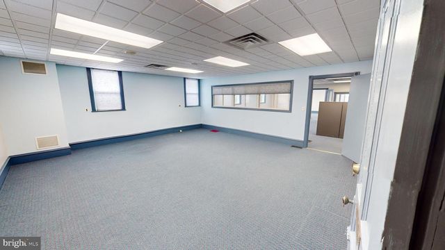 43 W CHURCH ST, Blackwood, NJ 08012