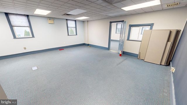 43 W CHURCH ST, Blackwood, NJ 08012