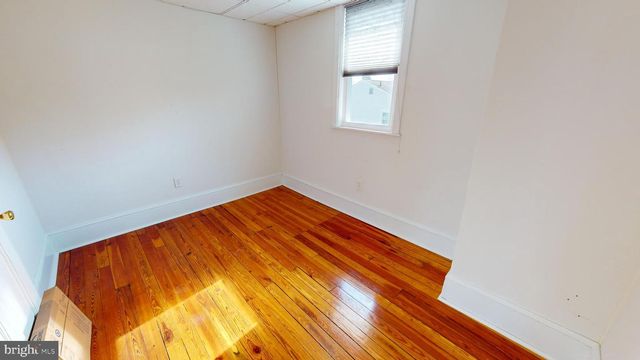 43 W CHURCH ST, Blackwood, NJ 08012
