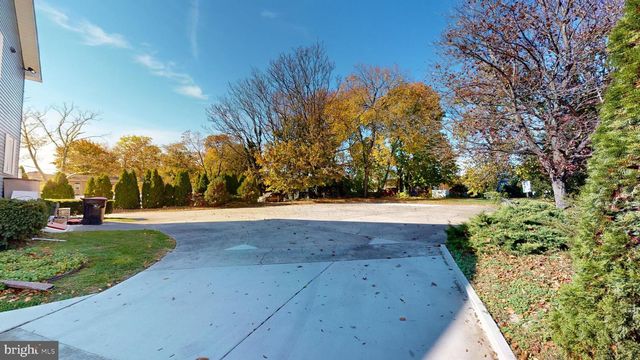 43 W CHURCH ST, Blackwood, NJ 08012
