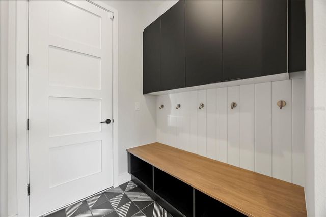 1929 S LAKEMONT AVENUE, Winter Park, FL 32792