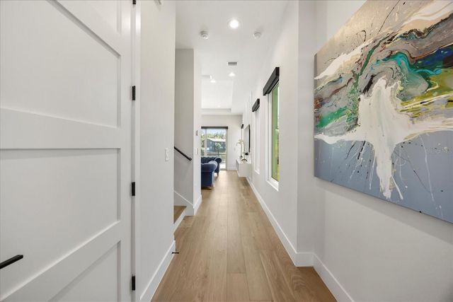 1929 S LAKEMONT AVENUE, Winter Park, FL 32792