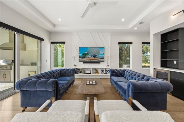 1929 S LAKEMONT AVENUE, Winter Park, FL 32792