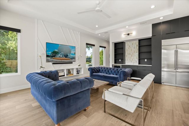 1929 S LAKEMONT AVENUE, Winter Park, FL 32792