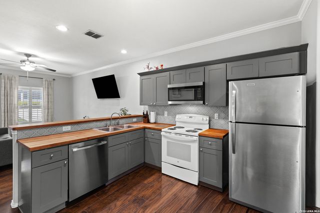 441 Cimarron, Spring Branch, TX 78070