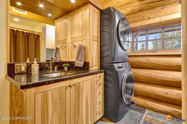 3771 Twilight Lane, Anchorage, AK 99516