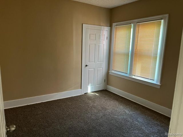9694 Otsego Street, Detroit, MI 48204