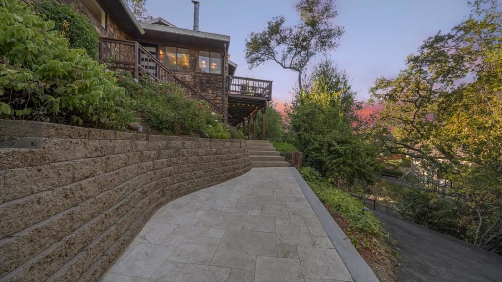 52 Jackson Street, Los Gatos, CA 95030