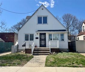 138-32 242nd Street, Rosedale, NY 11422