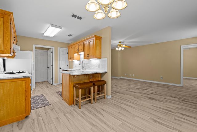 307 McGrede St, Longview, TX 75605