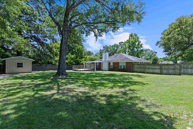 307 McGrede St, Longview, TX 75605