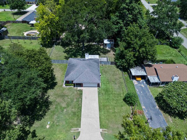 307 McGrede St, Longview, TX 75605
