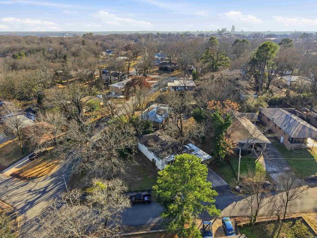 3717 N Cedar St., North Little Rock, AR 72116