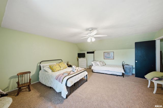 4810 W PENDLETON Place, Peoria, IL 61615