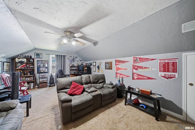 4810 W PENDLETON Place, Peoria, IL 61615