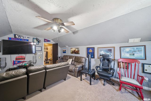 4810 W PENDLETON Place, Peoria, IL 61615