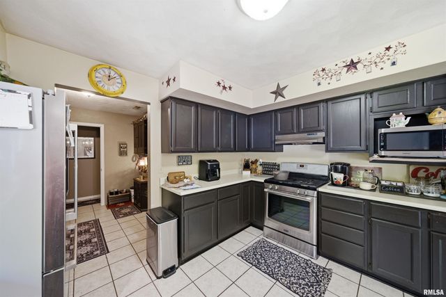 4810 W PENDLETON Place, Peoria, IL 61615