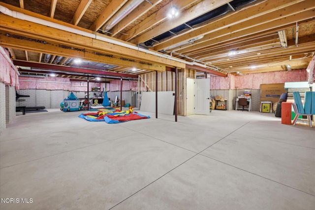 6258 Pimlico Road, Whitehouse, OH 43571