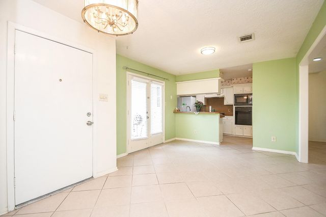 4902 Rainwater Drive, Pasadena, TX 77505