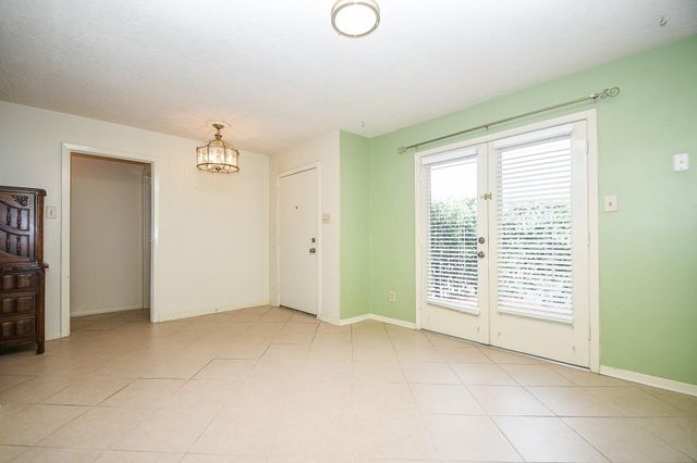 4902 Rainwater Drive, Pasadena, TX 77505