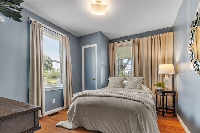 10 Progress Street, Warwick, RI 02889