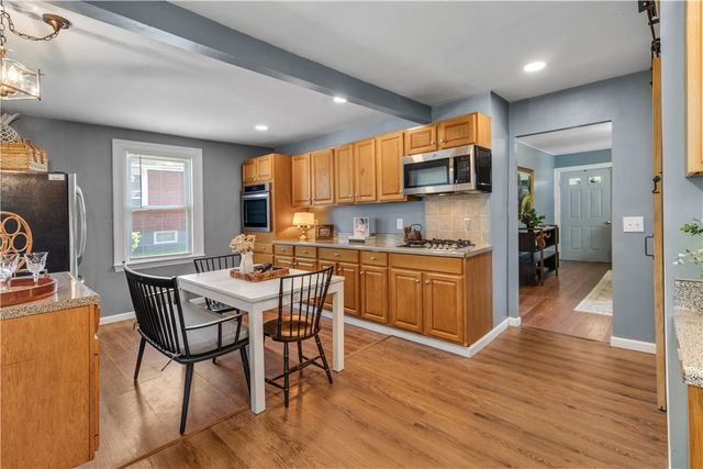 10 Progress Street, Warwick, RI 02889