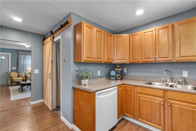 10 Progress Street, Warwick, RI 02889