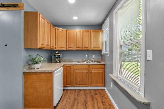 10 Progress Street, Warwick, RI 02889