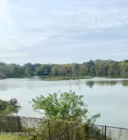 6219 LINDENWOOD Court, Jacksonville, FL 32244