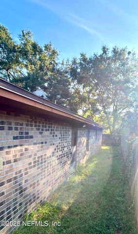 6219 LINDENWOOD Court, Jacksonville, FL 32244