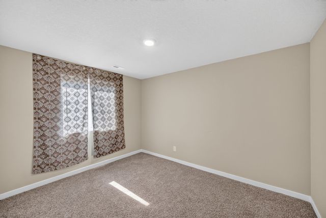 82 Dakota Circle, Waukee, IA 50263
