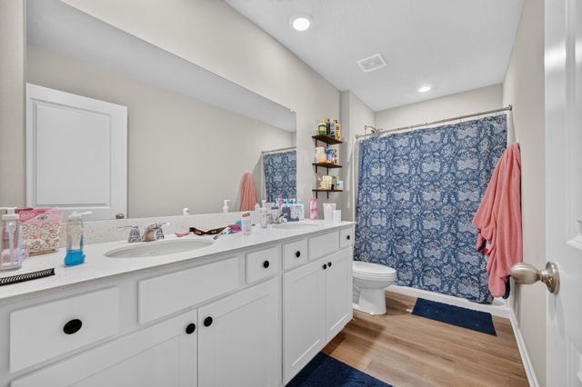 82 Dakota Circle, Waukee, IA 50263