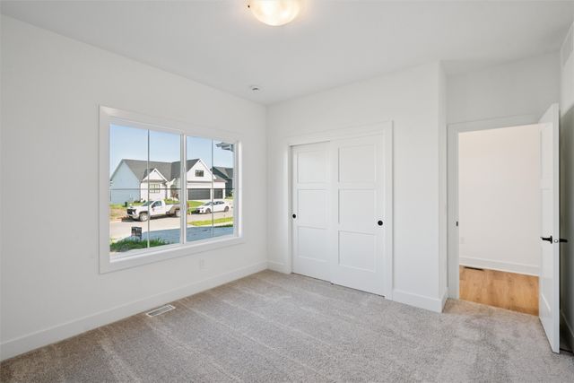 4655 178th Street, Urbandale, IA 50323