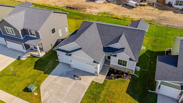 4655 178th Street, Urbandale, IA 50323