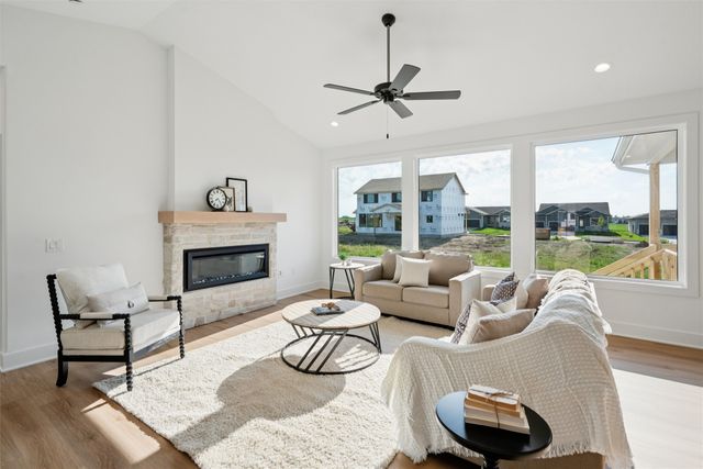 4655 178th Street, Urbandale, IA 50323